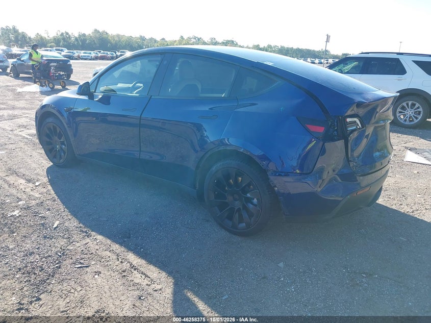 Vin: 5yjygdee4mf084986, lot: 46758444, tesla model y long range dual motor all-wheel drive 20213