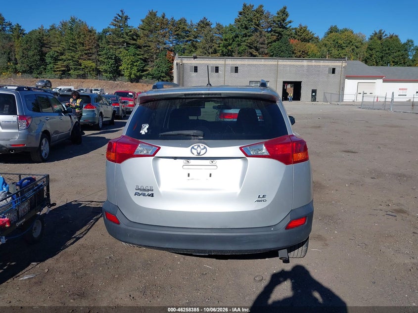 TOYOTA RAV4 - zdjęcie 17