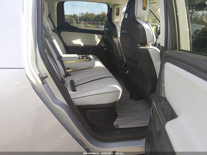 2022 RIVIAN R1T ADVENTURE · Фото 8