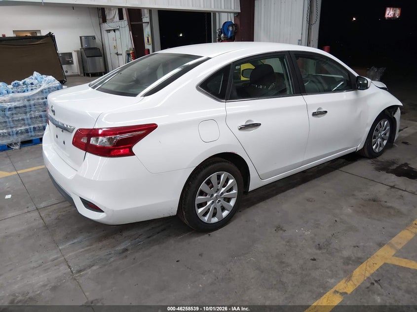 2017 NISSAN SENTRA S · Фото 4