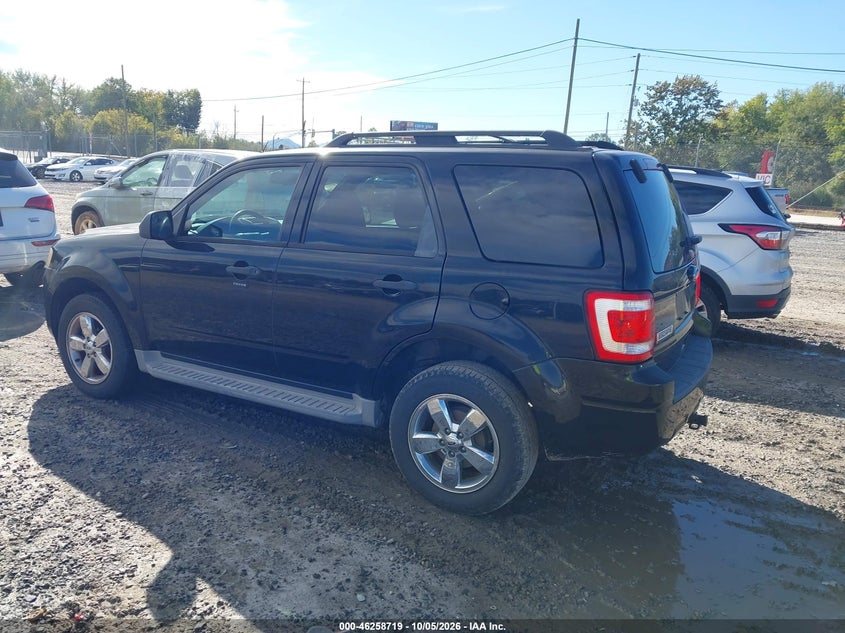 Vin: 1fmcu0dgxakd06097, lot: 46758788, ford escape xlt 20103