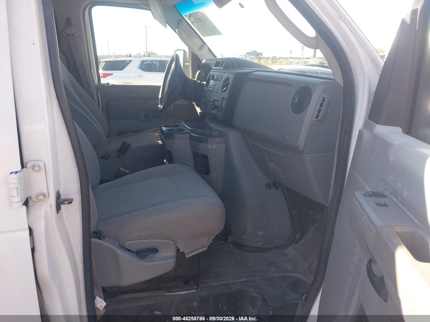 2011 FORD E-350 SUPER DUTY COMMERCIAL · Фото 5