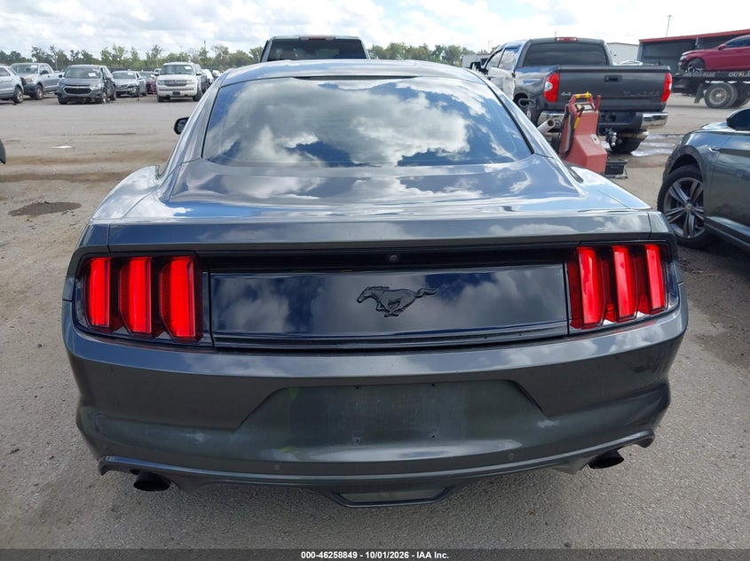 FORD MUSTANG - zdjęcie 16