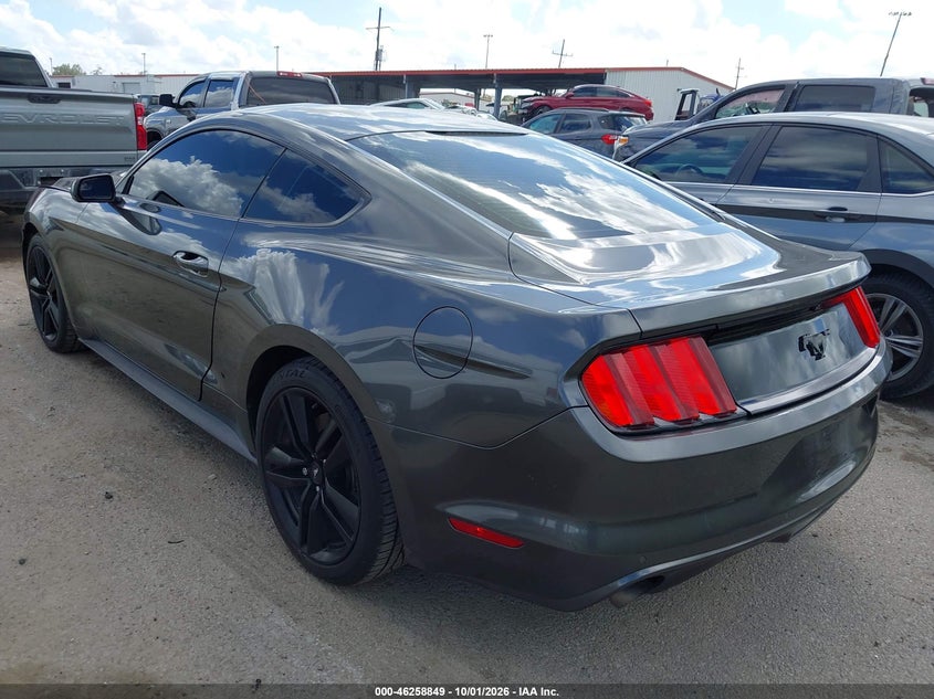 FORD MUSTANG - zdjęcie 3