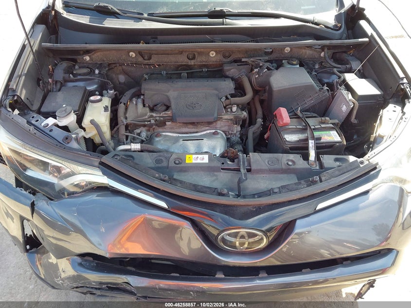 TOYOTA RAV4 - zdjęcie 10