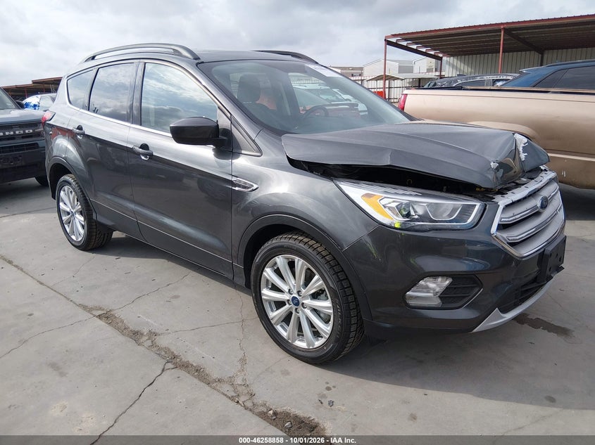 Vin: 1fmcu9hd9kua41702, lot: 46758927, ford escape sel 20191