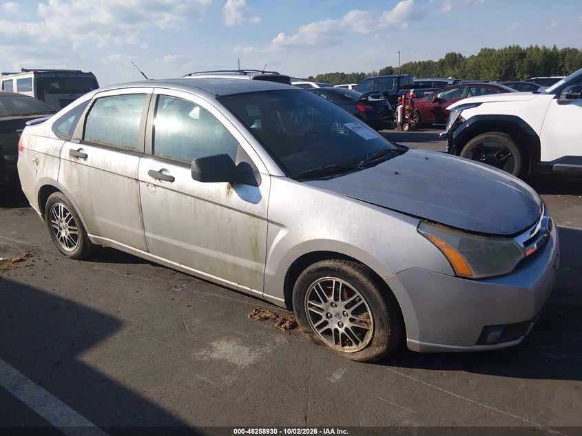 Vin: 1fahp3fn5bw187129, lot: 46758999, ford focus se 2011 img_1