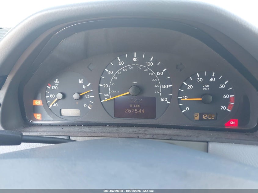 MERCEDES-BENZ E 2000 VIN WDBJH65JXYA979533