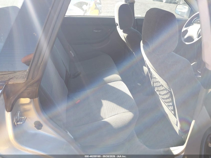 2004 SUBARU OUTBACK auction photo 8