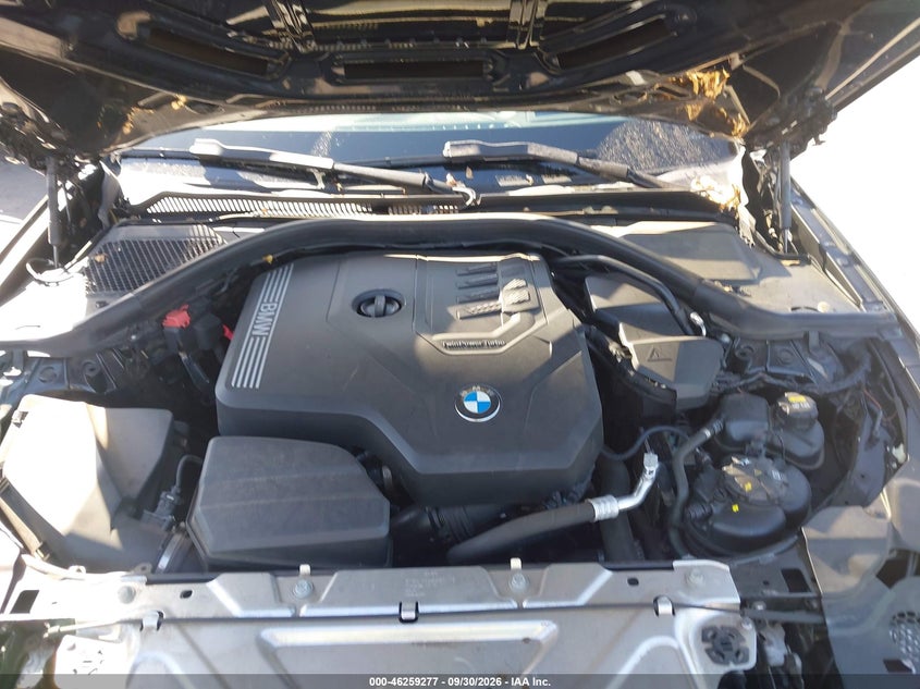 Фото 10 - BMW 330I