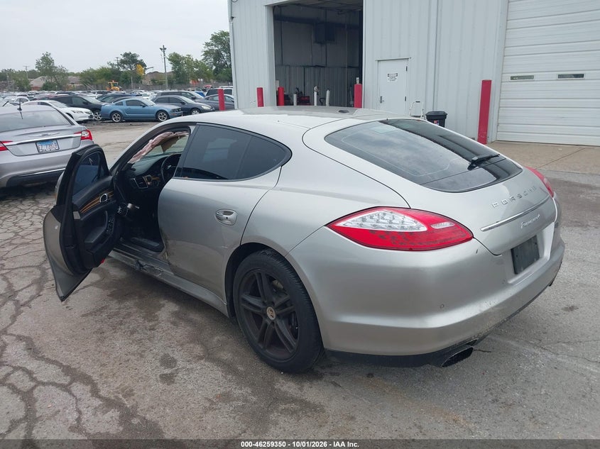 Vin: wp0aa2a7xcl013074, lot: 46759419, porsche panamera 4 20123