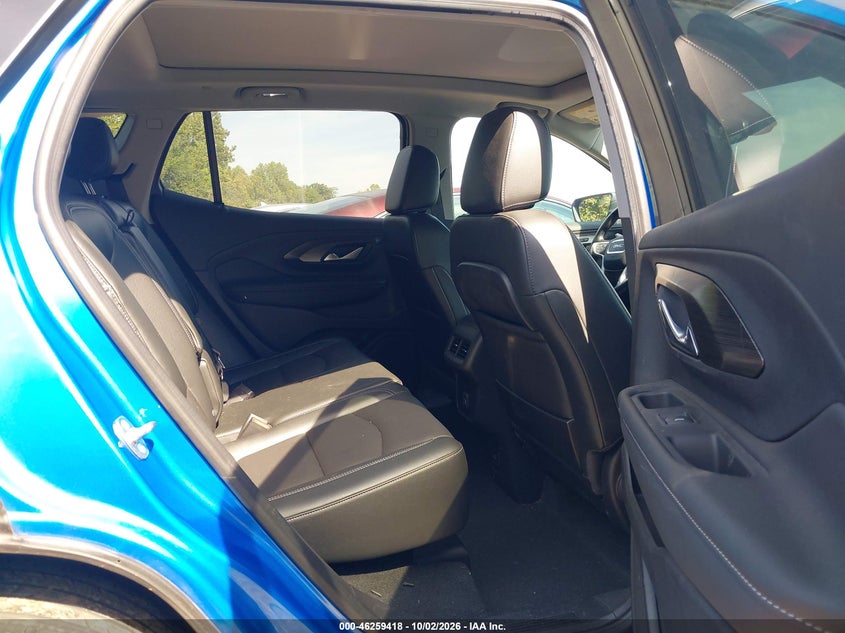 2024 GMC TERRAIN AWD SLT · Photo 8