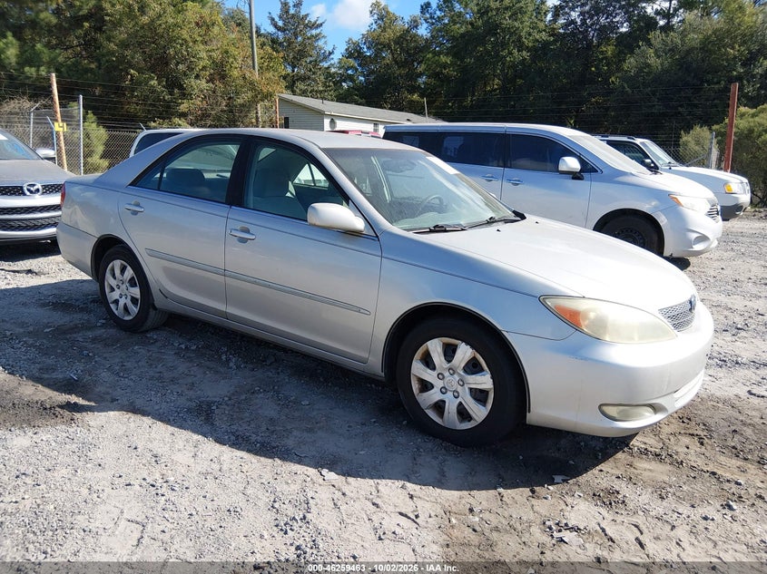 2004 TOYOTA CAMRY XLE