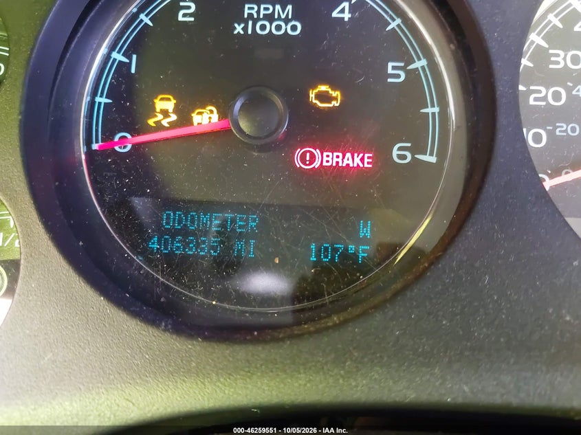 CHEVROLET SUBURBAN 1500 2013 VIN 1GNSKJE75DR127818