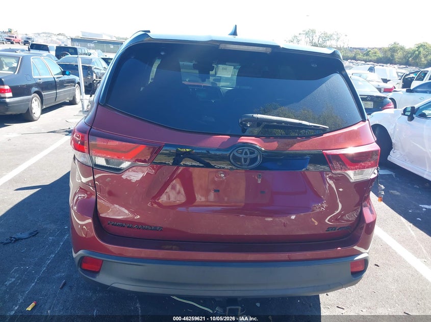 TOYOTA HIGHLANDER - zdjęcie 16