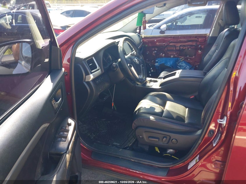 TOYOTA HIGHLANDER - zdjęcie 5
