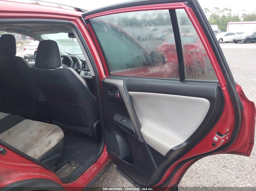 TOYOTA RAV4 - zdjęcie 8