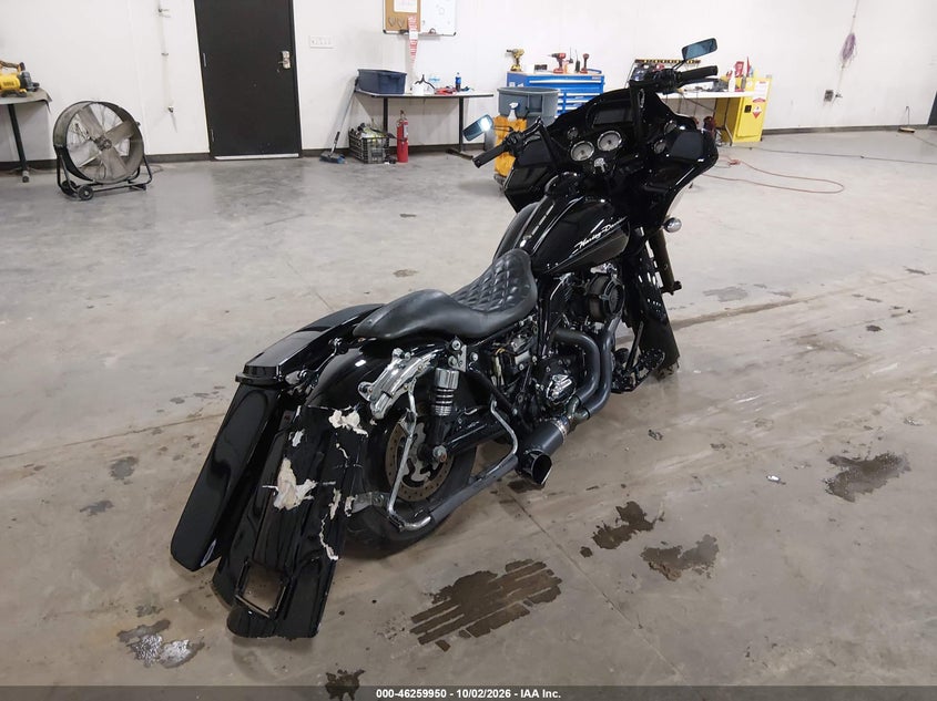 HARLEY-DAVIDSON FLTRX 2011