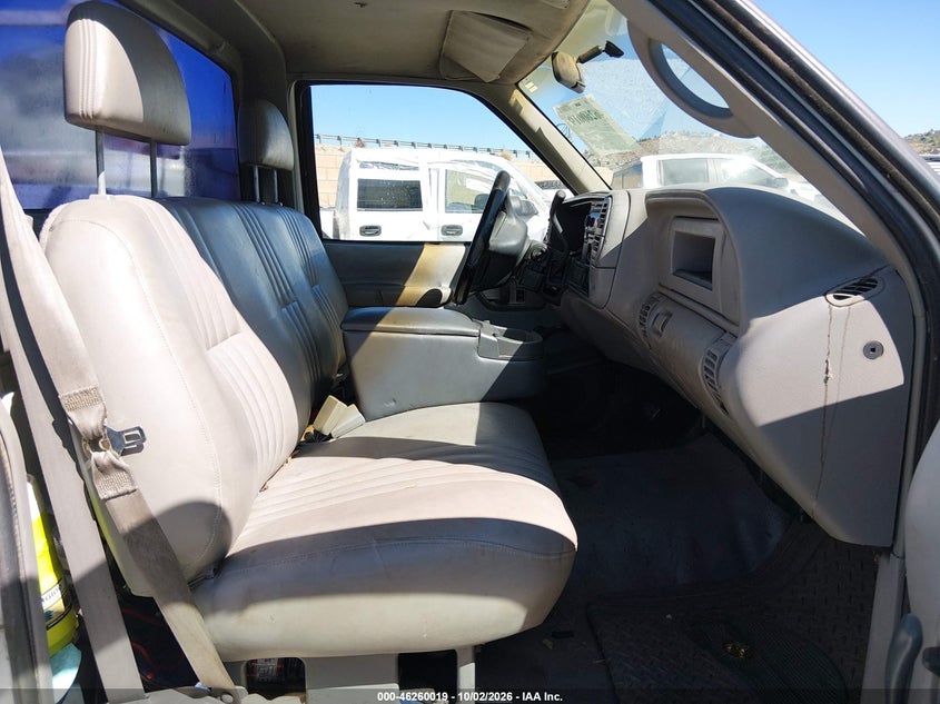 CHEVROLET C3500 CHASSIS 1999 VIN 1GBGC34R4XF050802