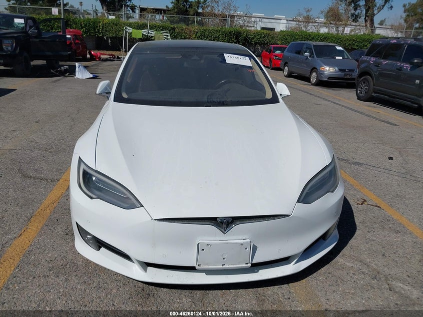 TESLA MODEL S - zdjęcie 12