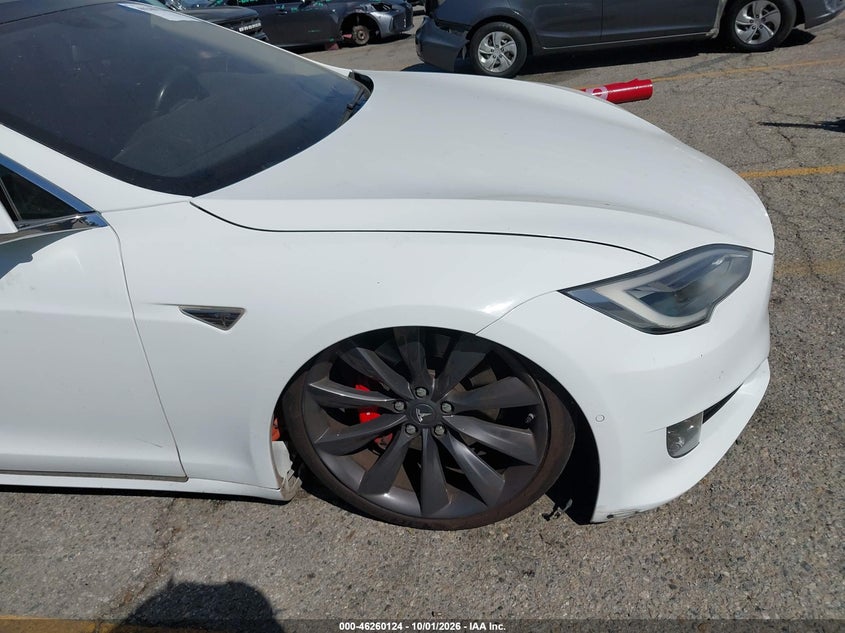 TESLA MODEL S - zdjęcie 19