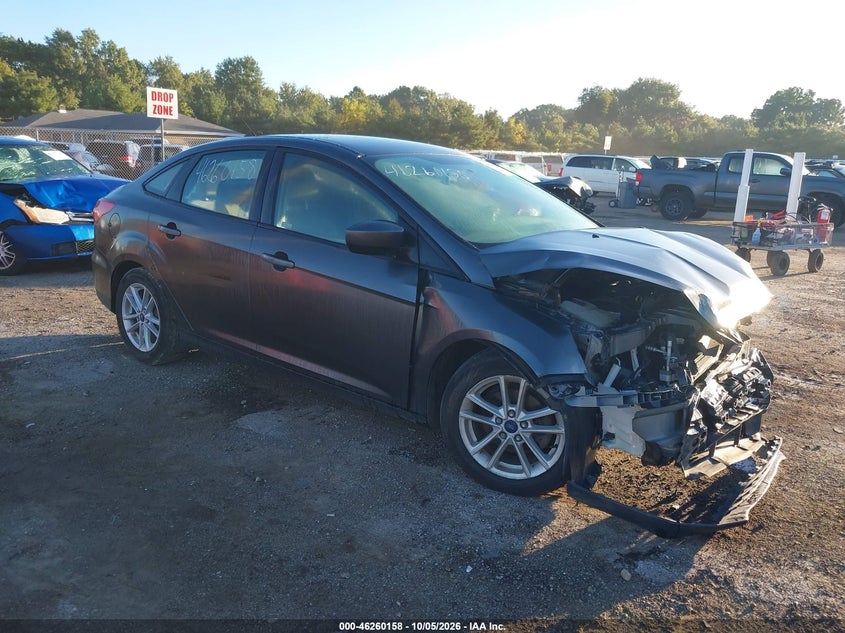 Vin: 1fadp3f24jl228354, lot: 46760227, ford focus se 2018 img_1