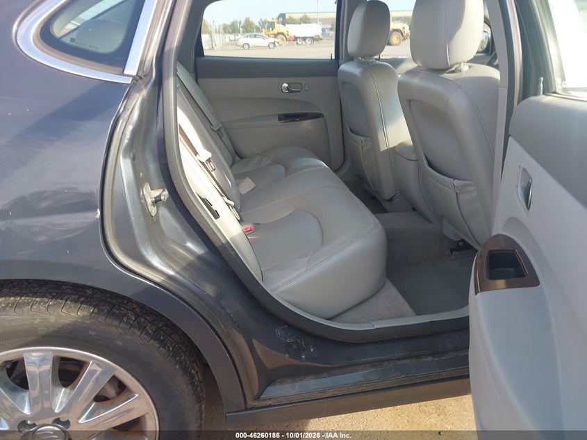 BUICK LACROSSE 2008 VIN 2G4WD582881168370