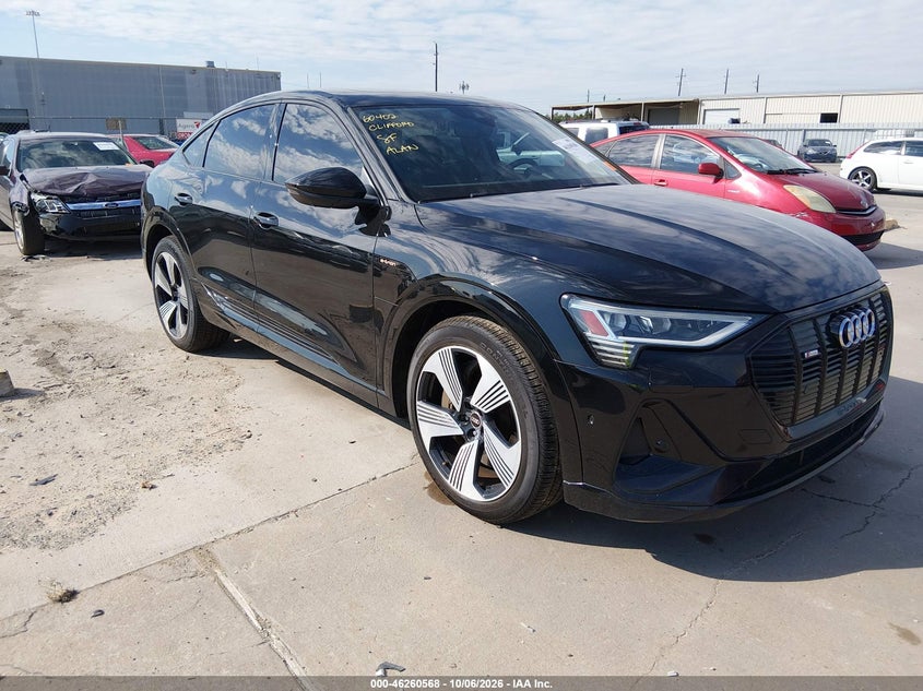 Vin: wa12aage0mb038880, lot: 46760637, audi e-tron sportback premium plus quattro 20211