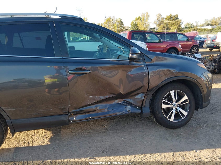 TOYOTA RAV4 - zdjęcie 6