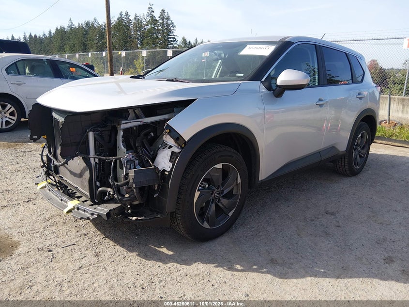 2025 Nissan Rogue Sv Fwd, Normal Wear & Tear, IAAI, VIN 5N1BT3BA4SC804483 — photo 2