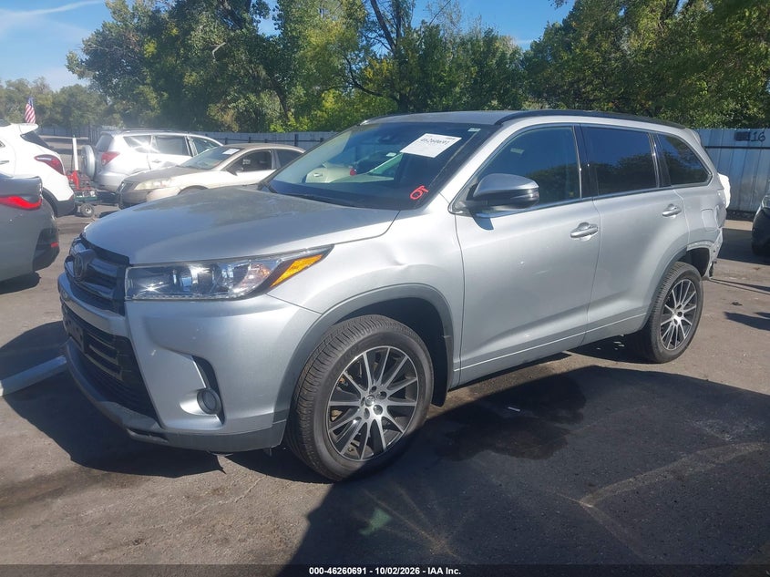 TOYOTA HIGHLANDER - zdjęcie 2