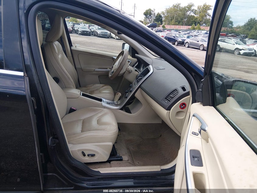 VOLVO XC60 2012 VIN YV4940DZ4C2256085