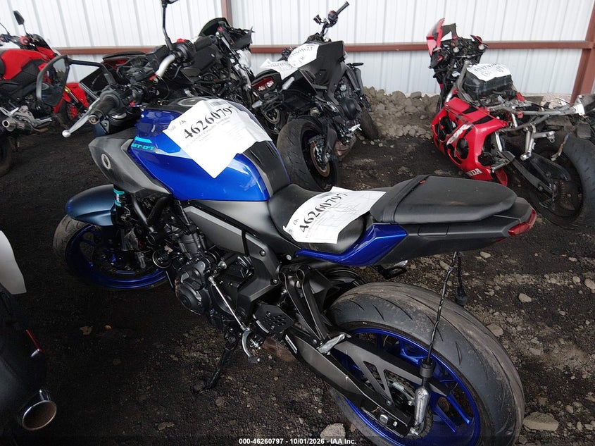YAMAHA MTN690 2025