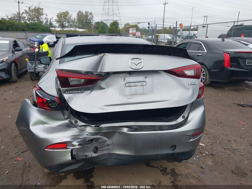 MAZDA MAZDA3 - zdjęcie 17