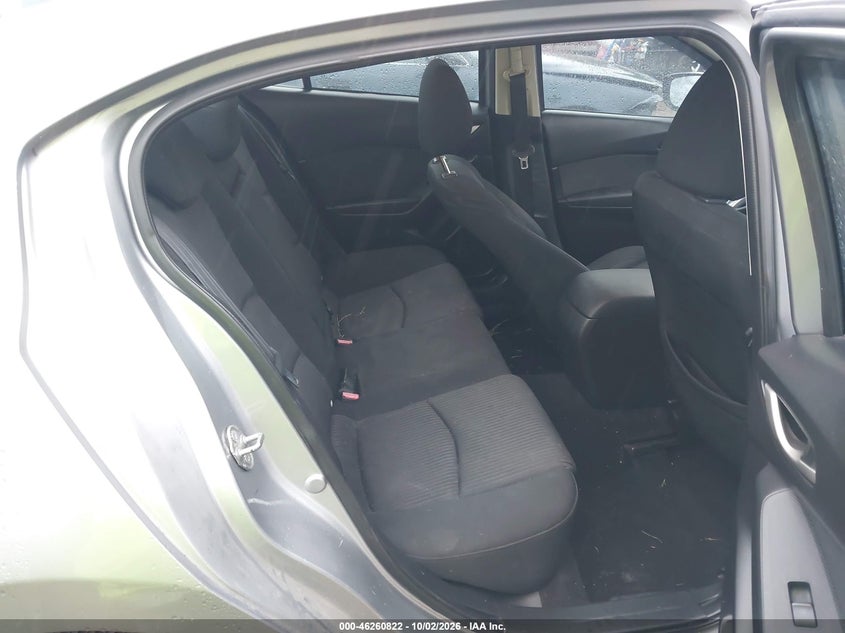 MAZDA MAZDA3 - zdjęcie 8