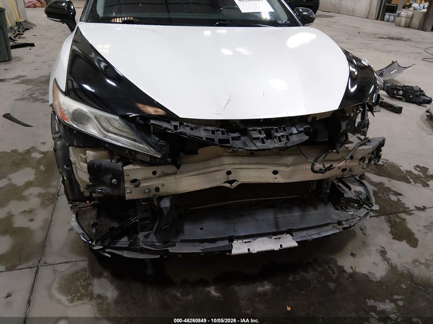 TOYOTA CAMRY - zdjęcie 6