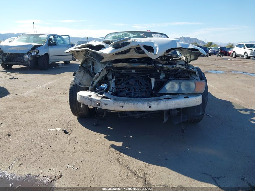 BMW Z3 1999 VIN 4USCH9339XLG00232