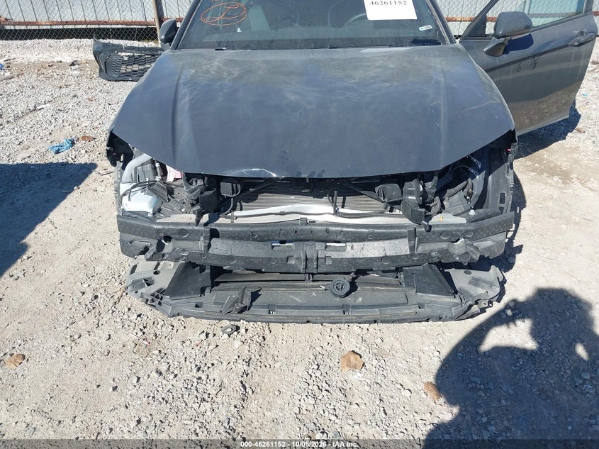 TOYOTA CAMRY - zdjęcie 6