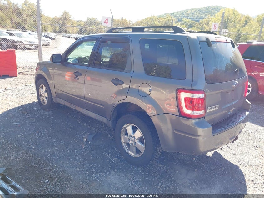 Vin: 1fmcu0dg3akc62279, lot: 46761293, ford escape xlt 20103