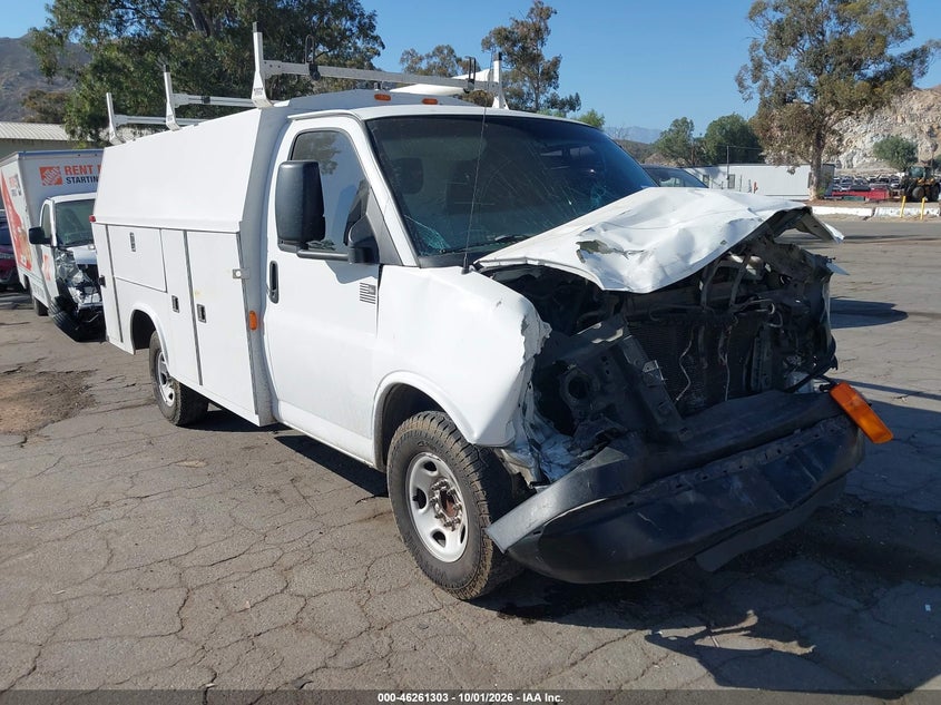 2012 Chevrolet Express Cutaway Work Van