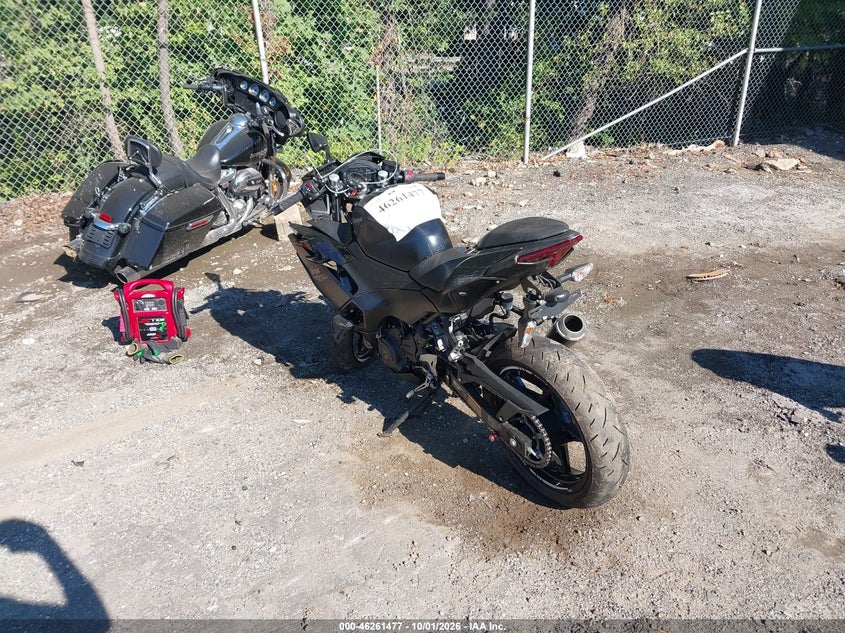 KAWASAKI EX500 2026