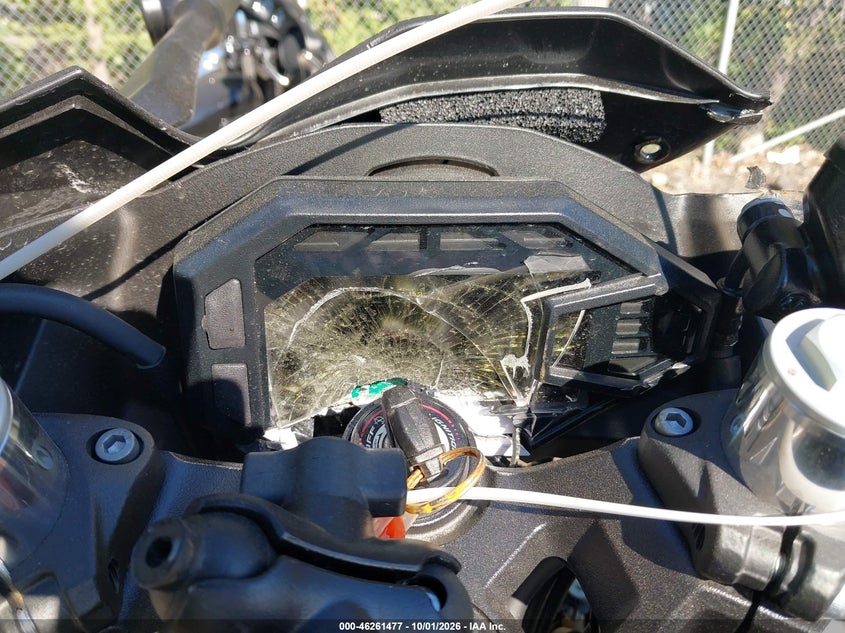 KAWASAKI EX500 2026