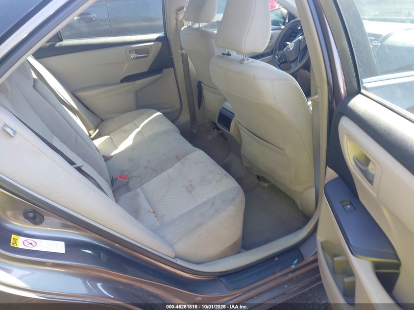 TOYOTA CAMRY - zdjęcie 8