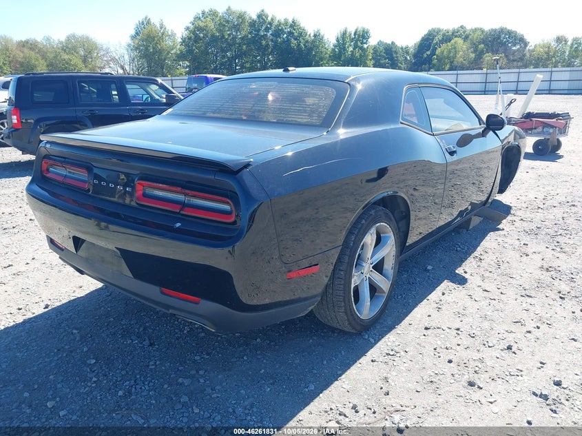 DODGE CHALLENGER - zdjęcie 4