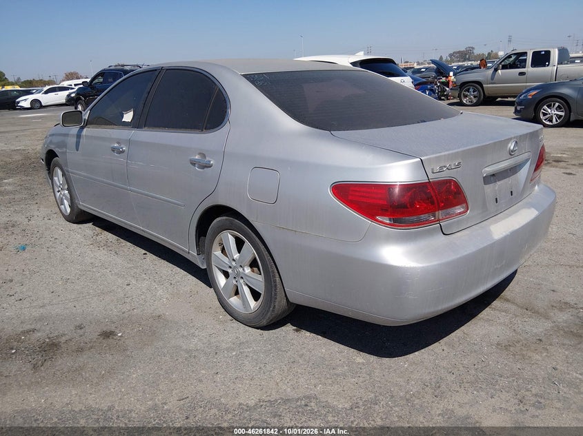 Photo 3 - LEXUS ES 330