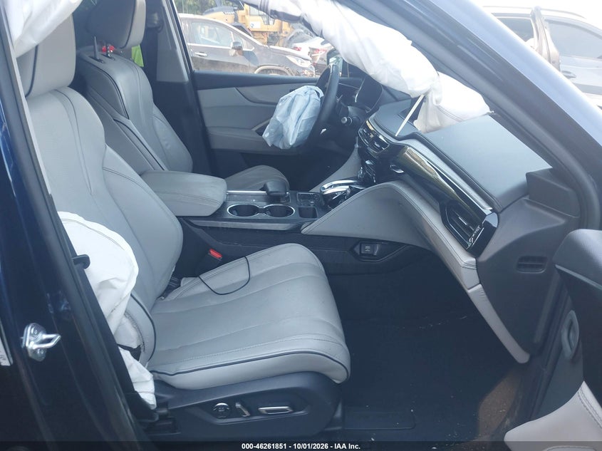 ACURA MDX 2022 VIN 5J8YE1H85NL007814