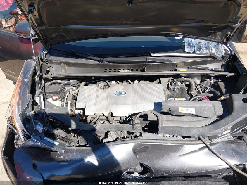 TOYOTA PRIUS - zdjęcie 10