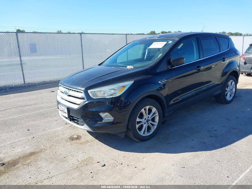 2017 FORD ESCAPE SE · Фото 2