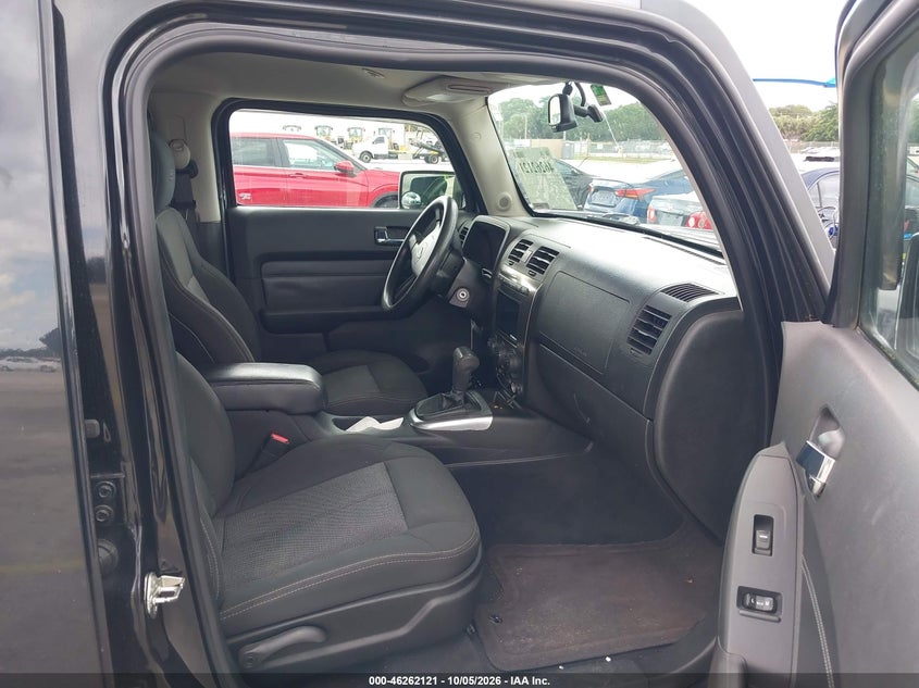 HUMMER H3T 2009 VIN 5GNEN13L498155054