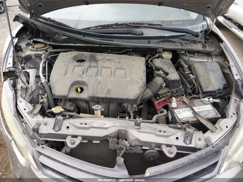 2015 TOYOTA COROLLA LE · Фото 10